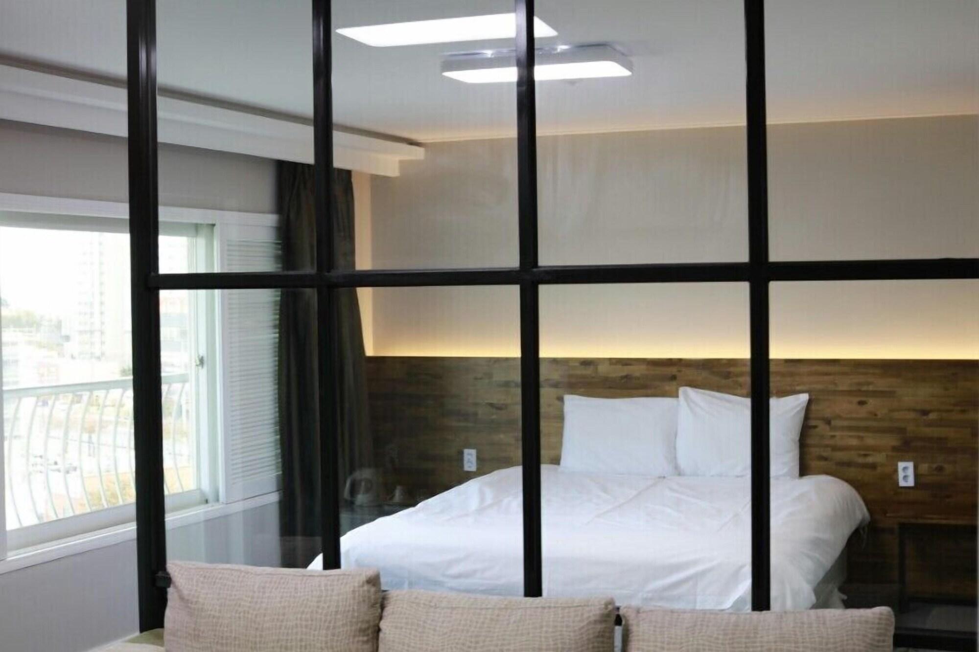 אולסן Hotel Ocean View מראה חיצוני תמונה