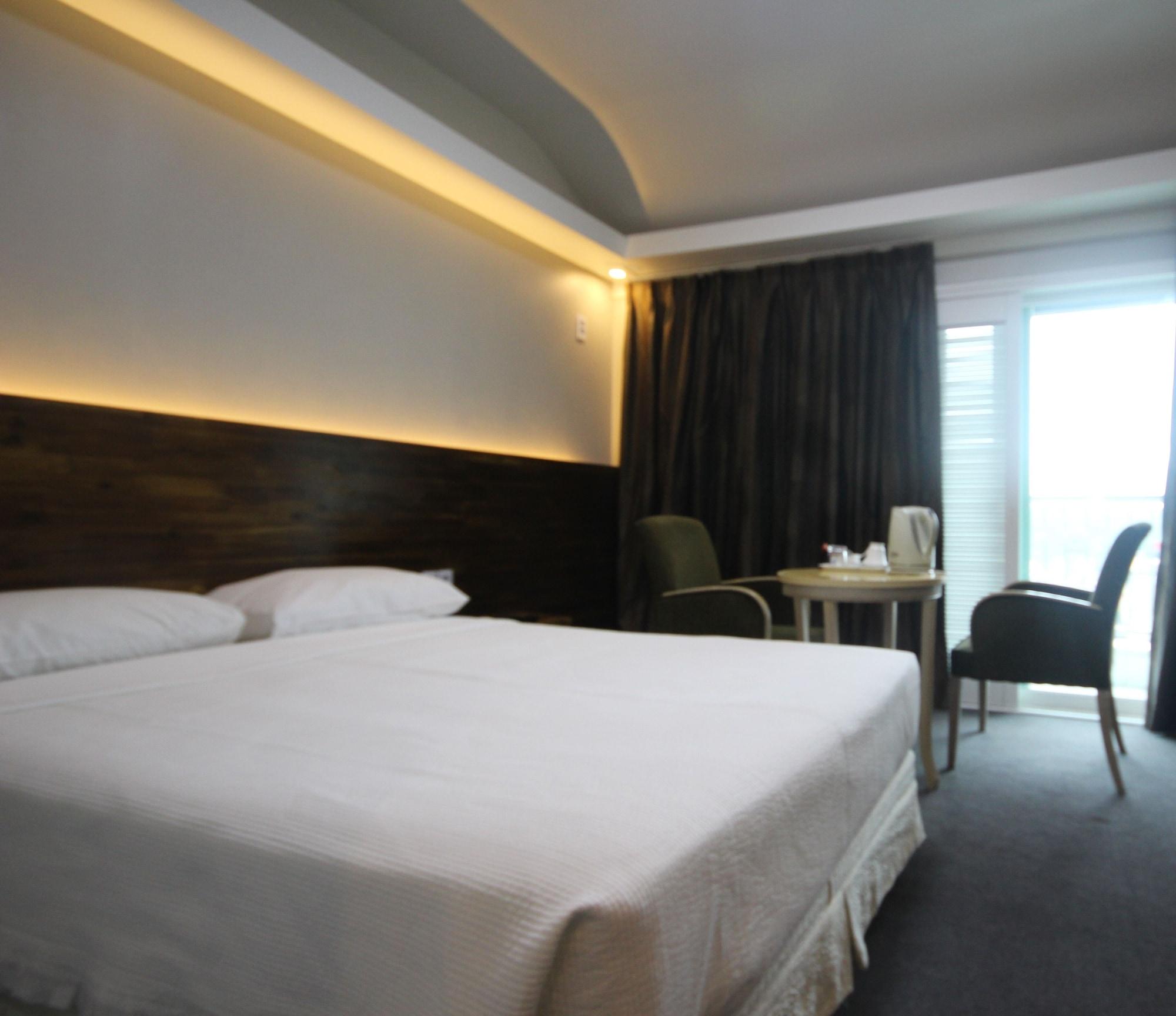אולסן Hotel Ocean View מראה חיצוני תמונה