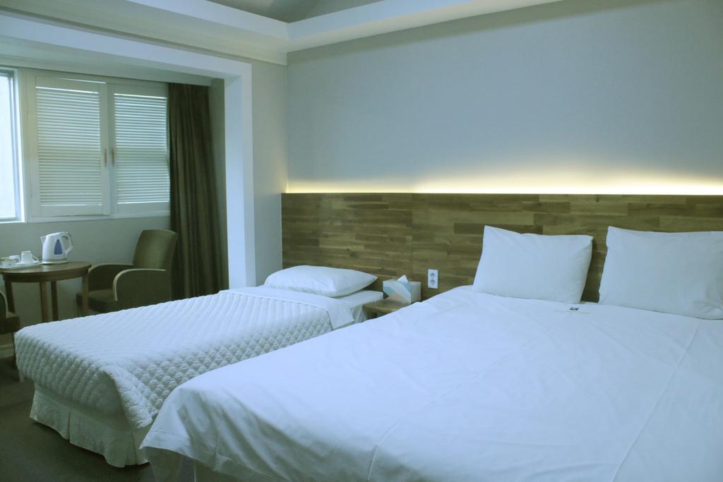 אולסן Hotel Ocean View מראה חיצוני תמונה