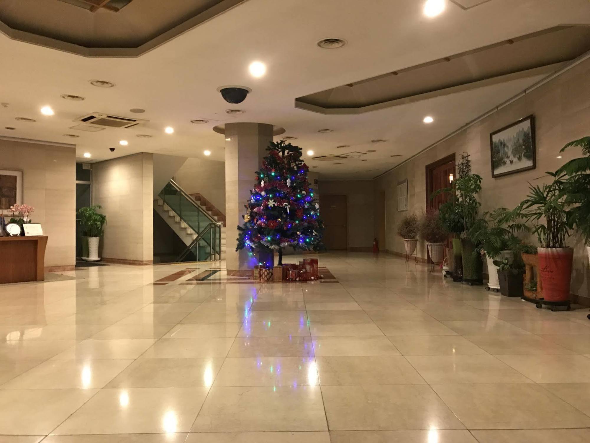אולסן Hotel Ocean View מראה חיצוני תמונה